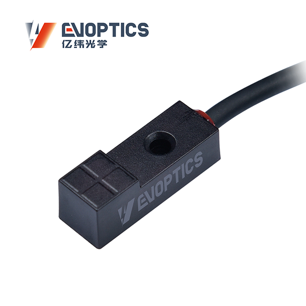 方型电感式接近传感器